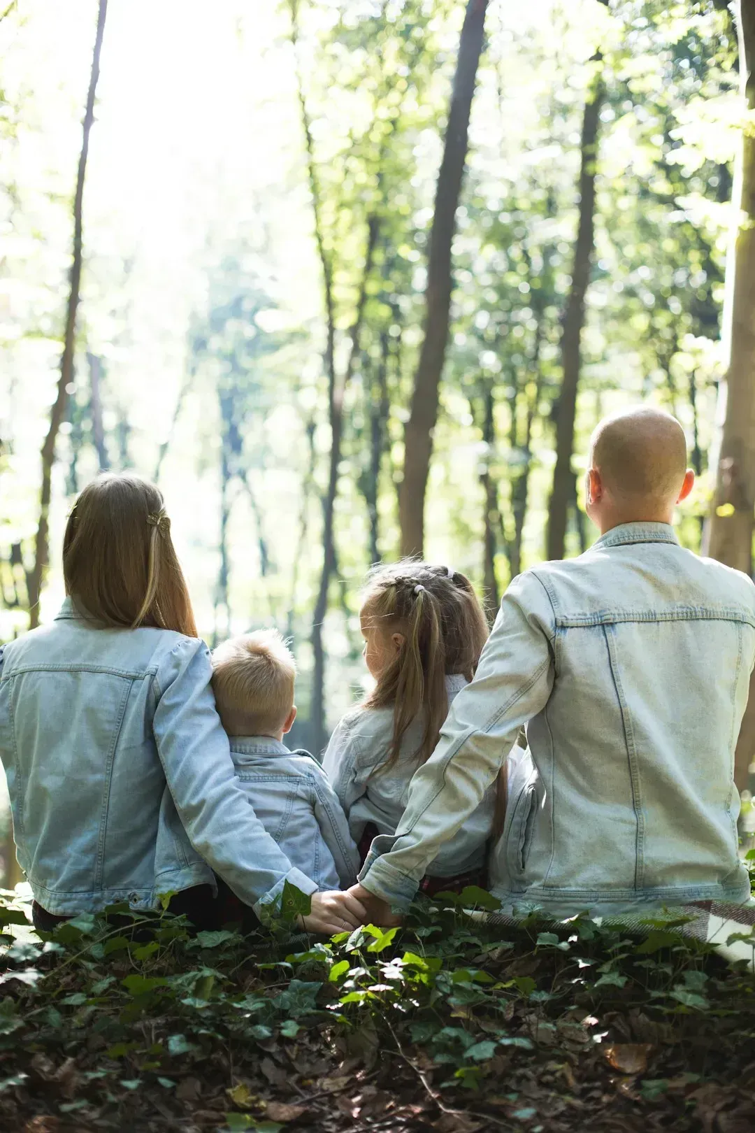 Parents Aren't Communicating Their Plans (Image Credits: Unsplash)