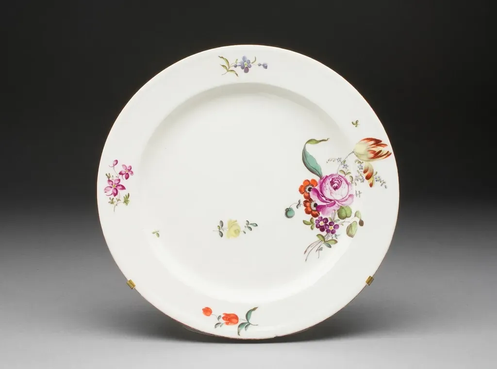 Spode Stafford Flowers (Image Credits: Rawpixel)