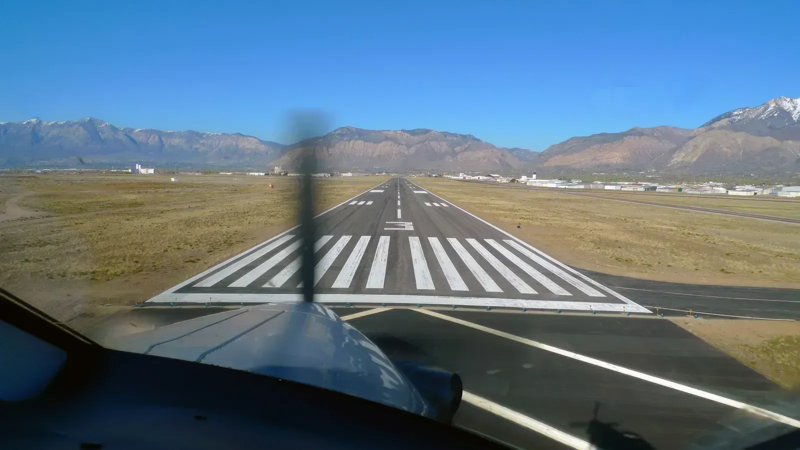 9. Juancho E. Yrausquin Airport, Saba - The World's Shortest Commercial Runway (By Don Ramey Logan, CC BY 4.0)