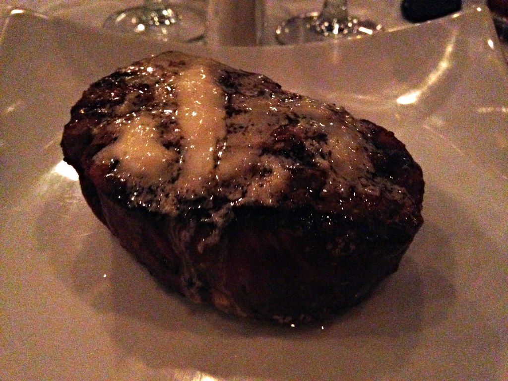 The Medium-Rare Filet Mignon - My Ultimate Choice (image credits: flickr)