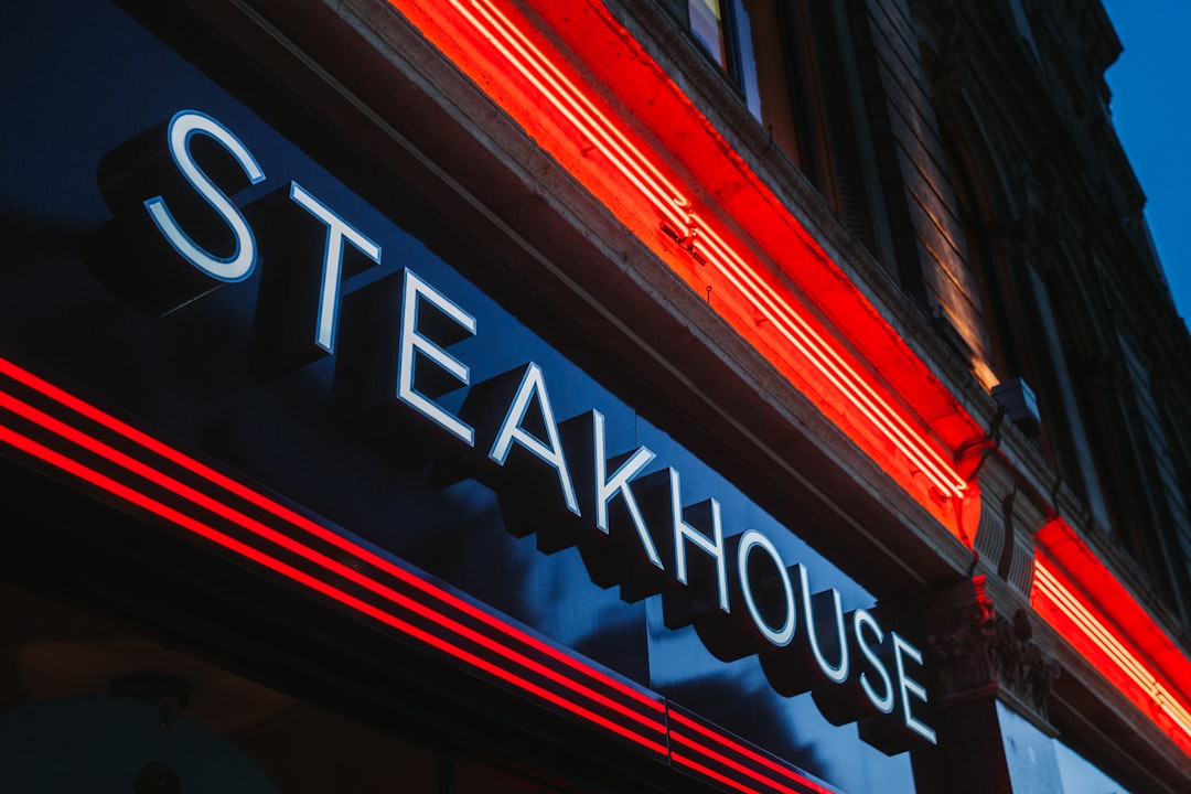 Gibsons Bar & Steakhouse Chicago's Prime Destination (image credits: unsplash)