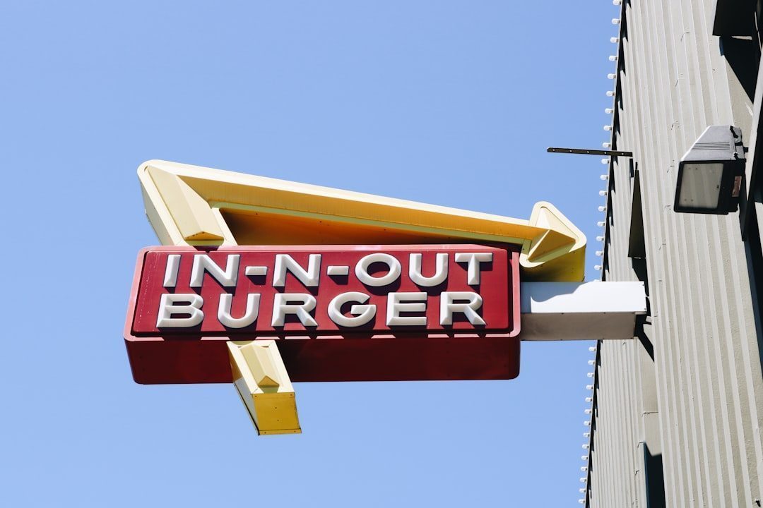 In-N-Out: Never Frozen Philosophy (Image Credits: Unsplash)