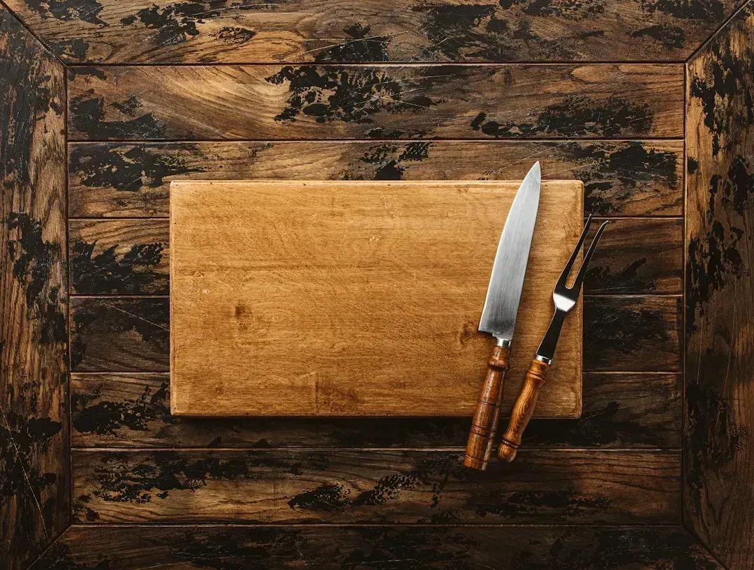 2. A Thick Wooden Cutting Board (Image Credits: Unsplash)