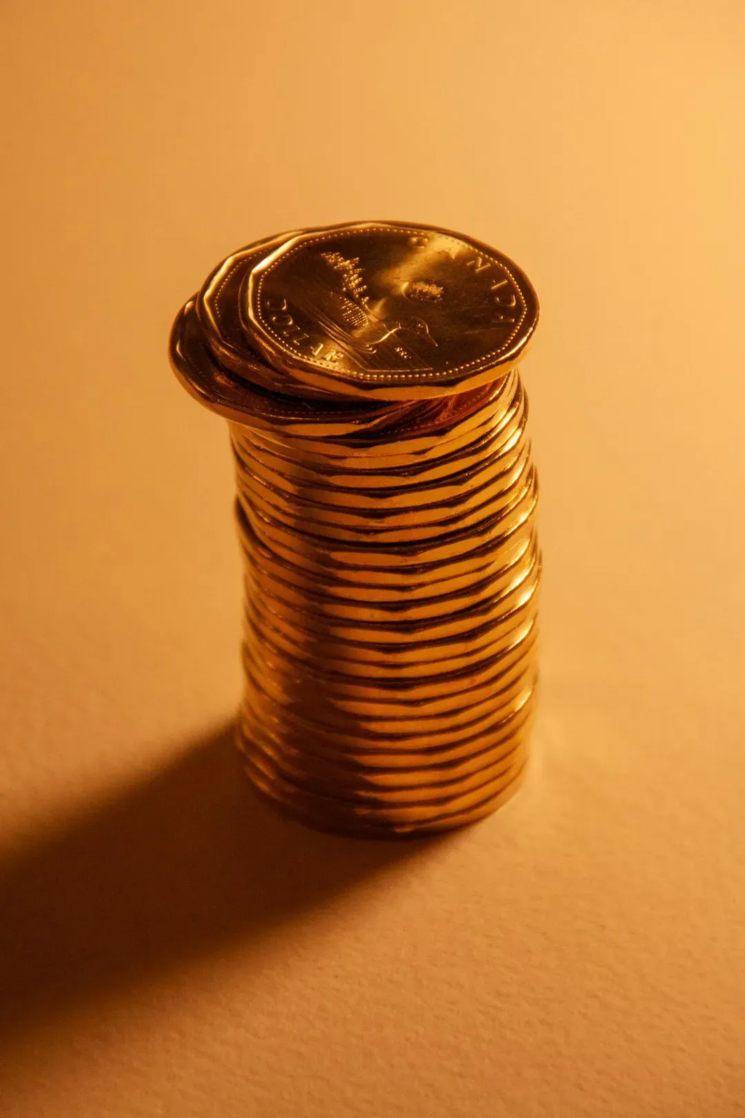 Forgotten Accounts Cost Nearly $18,000 Over Time (Image Credits: Unsplash)
