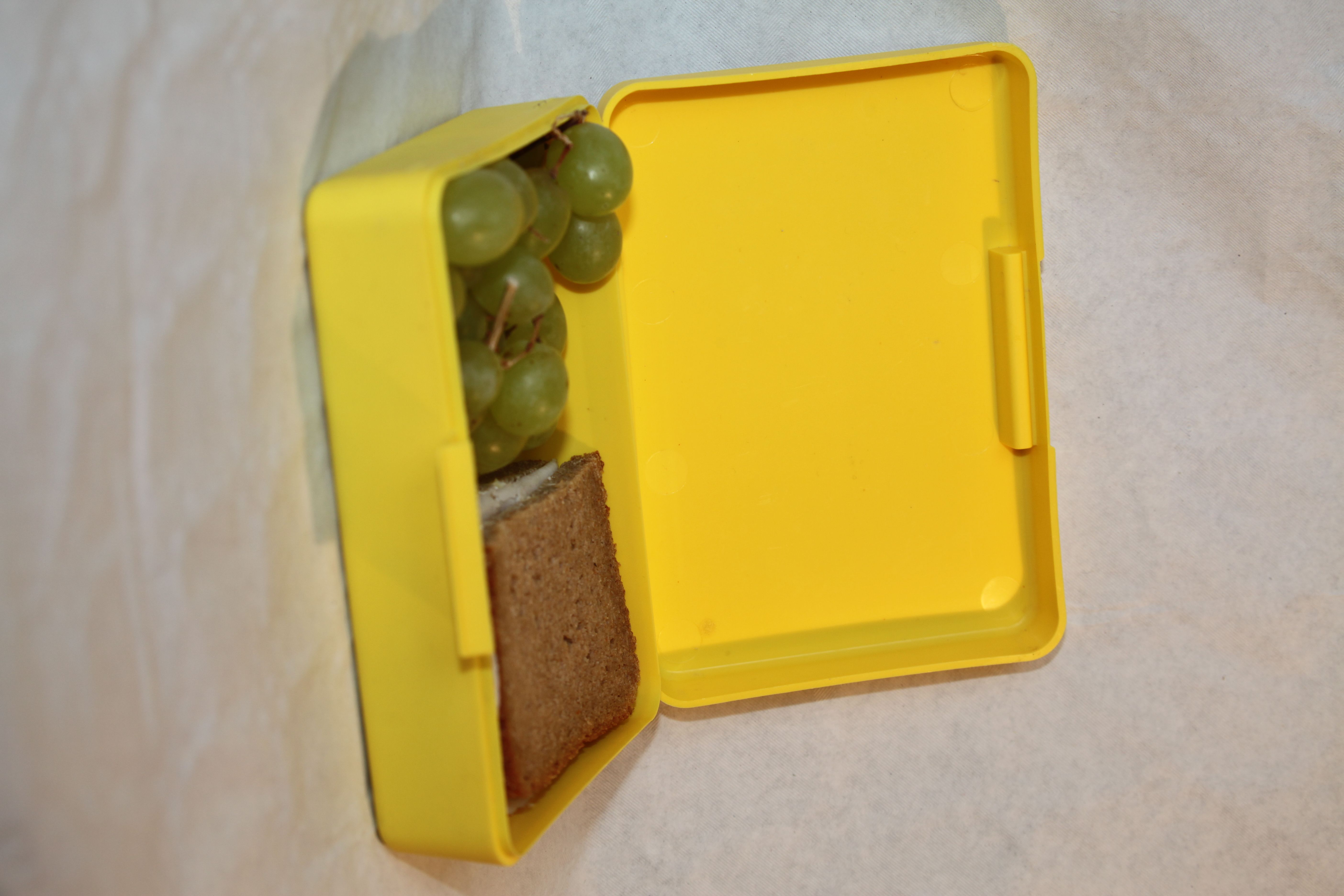 Lunchables - The Ultimate Kid Power Play (image credits: wikimedia)
