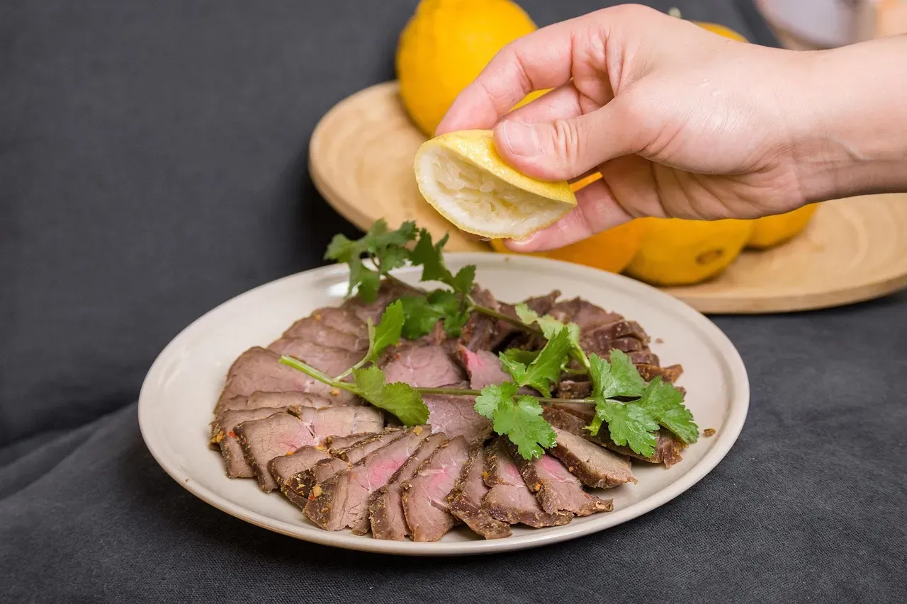 They Use Acid as a Finishing Move, Not an Afterthought (Image Credits: Pixabay)