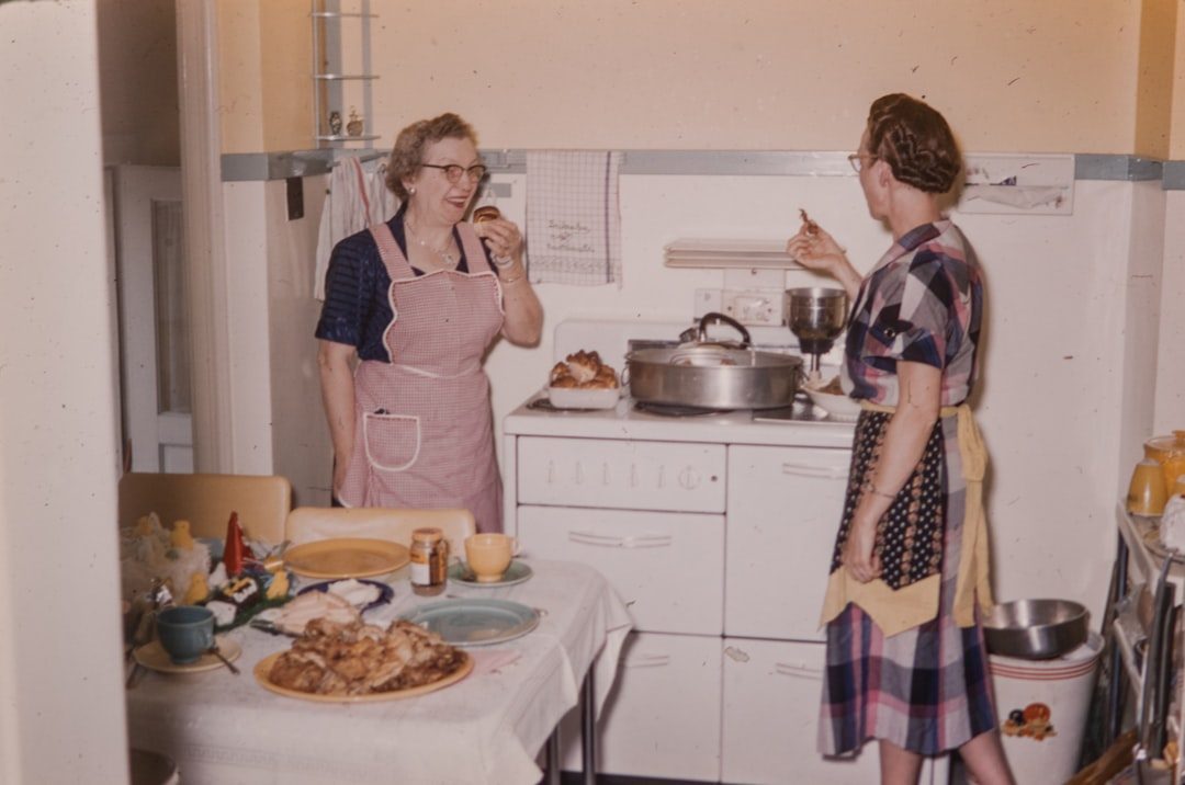 The Casserole Craze That Defined an Era (Image Credits: Unsplash)