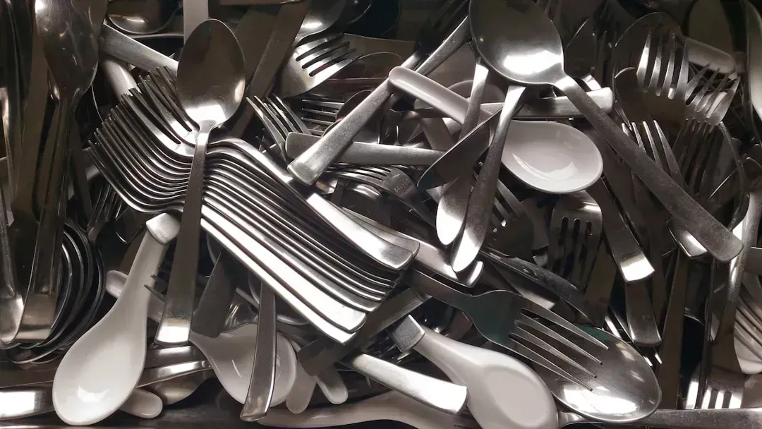 Sterling Silver Flatware and Silver Plate: Tarnished Dreams (Image Credits: Unsplash)
