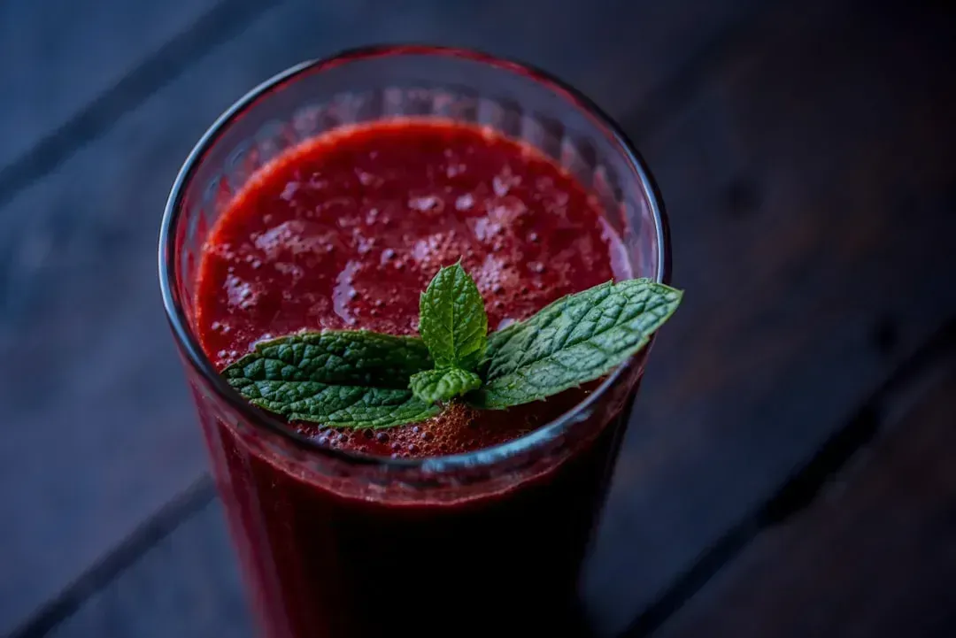 High-Sodium Drinks Like Tomato Juice or Bloody Mary Mix (Image Credits: Unsplash)