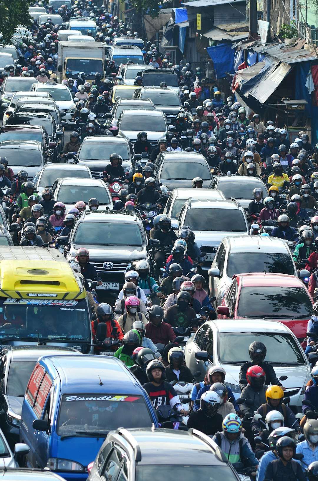 Indonesia - Bali's Infrastructure Overwhelmed (Image Credits: Unsplash)