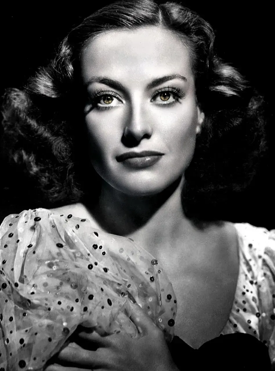 Joan Crawford: The Ambitious Star's Hidden Affairs (Image Credits: Pixabay)