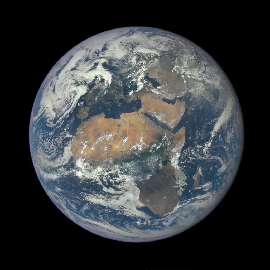 Earth Has Thrived Under Much Higher CO₂ Levels Throughout History (Image Credits: Flickr)