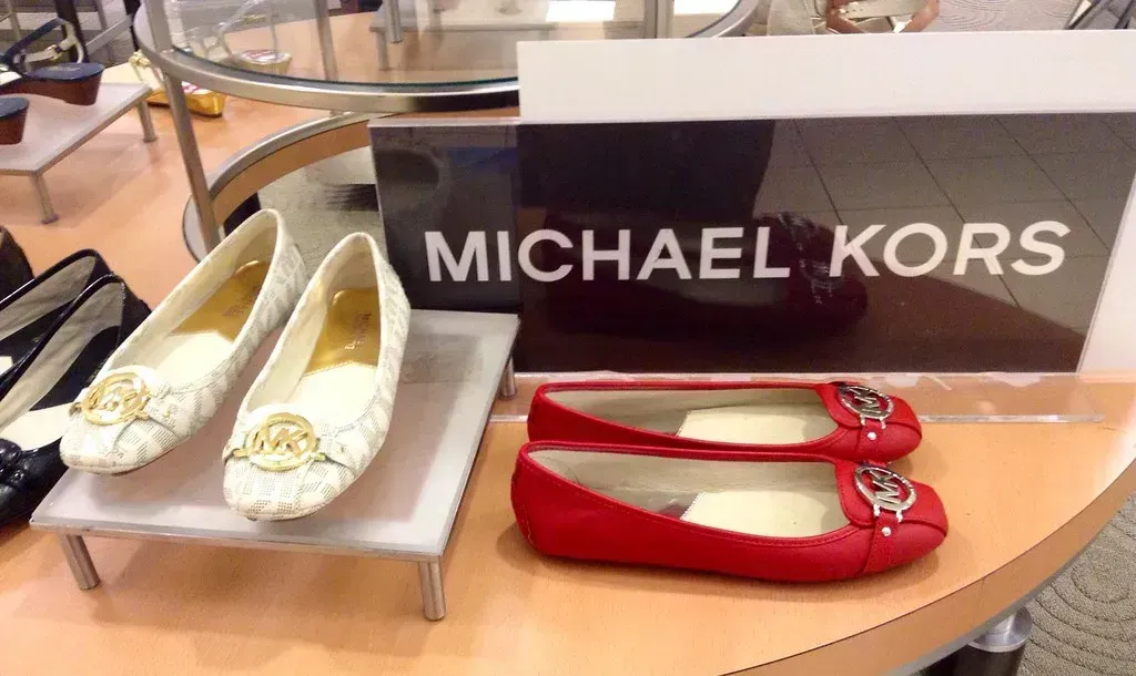 Michael Kors and the Aspirational Discount Trap (JeepersMedia, Flickr, CC BY 2.0)
