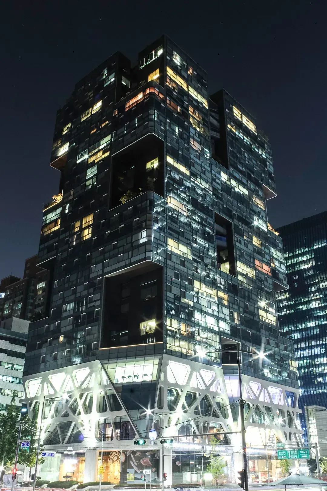 South Korea: Seoul's Skyrocketing Real Estate Crisis (Image Credits: Unsplash)
