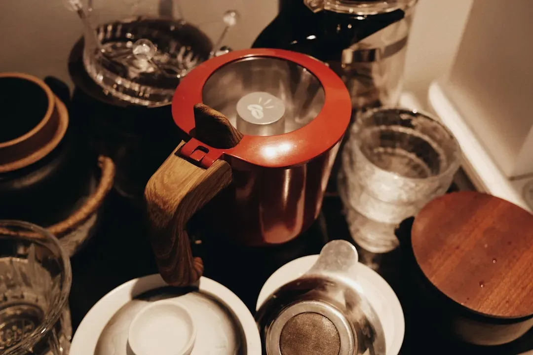 How to Identify and Authenticate Vintage Tupperware Before You Sell (Image Credits: Unsplash)