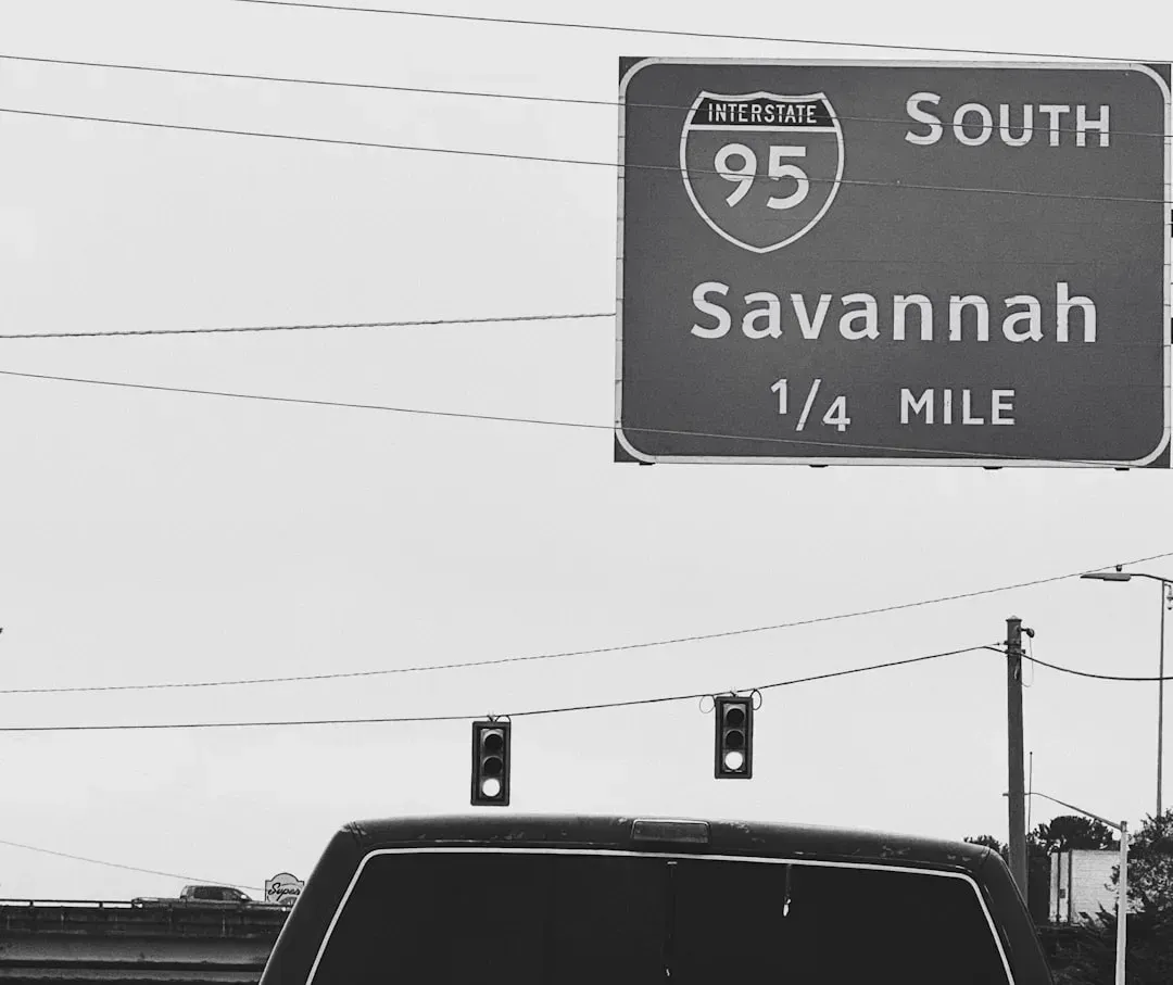Interstate 95: The East Coast's Nighttime Nightmare (Image Credits: Unsplash)