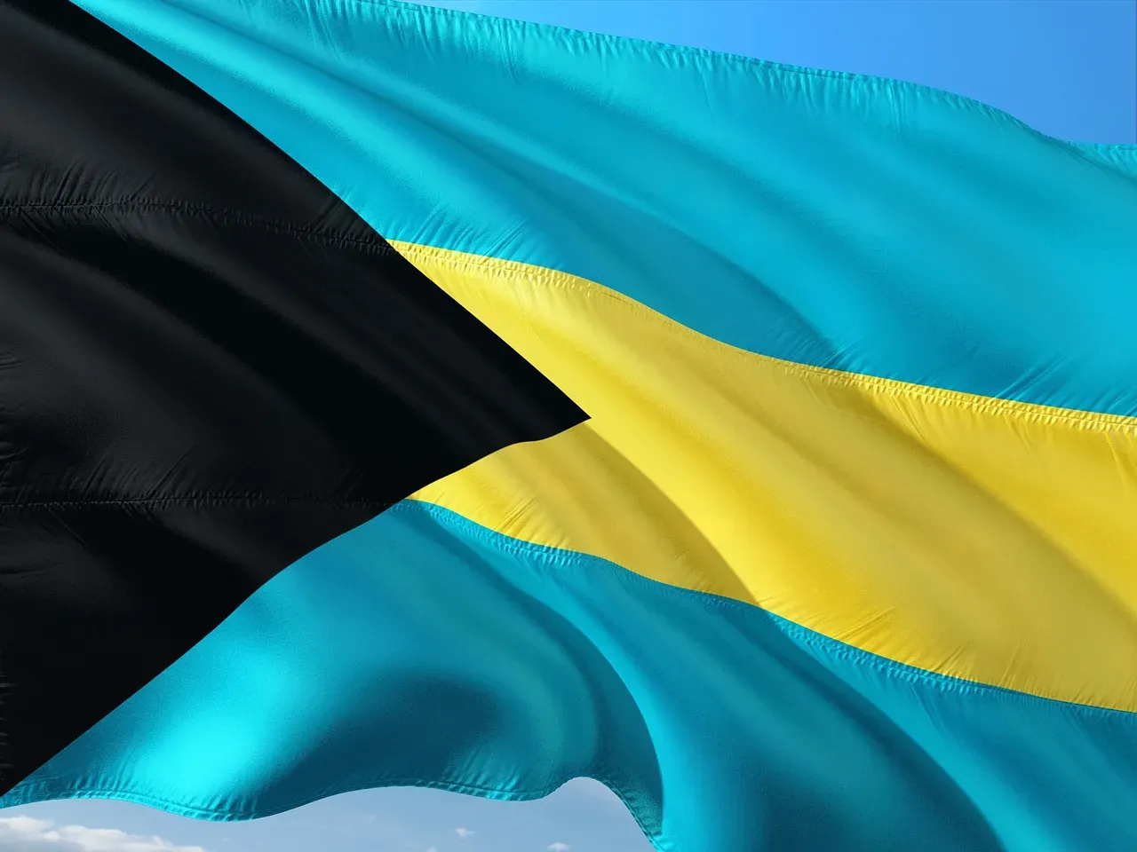 The Bahamas: Tourist Paradise With Hidden Dangers (Image Credits: Pixabay)