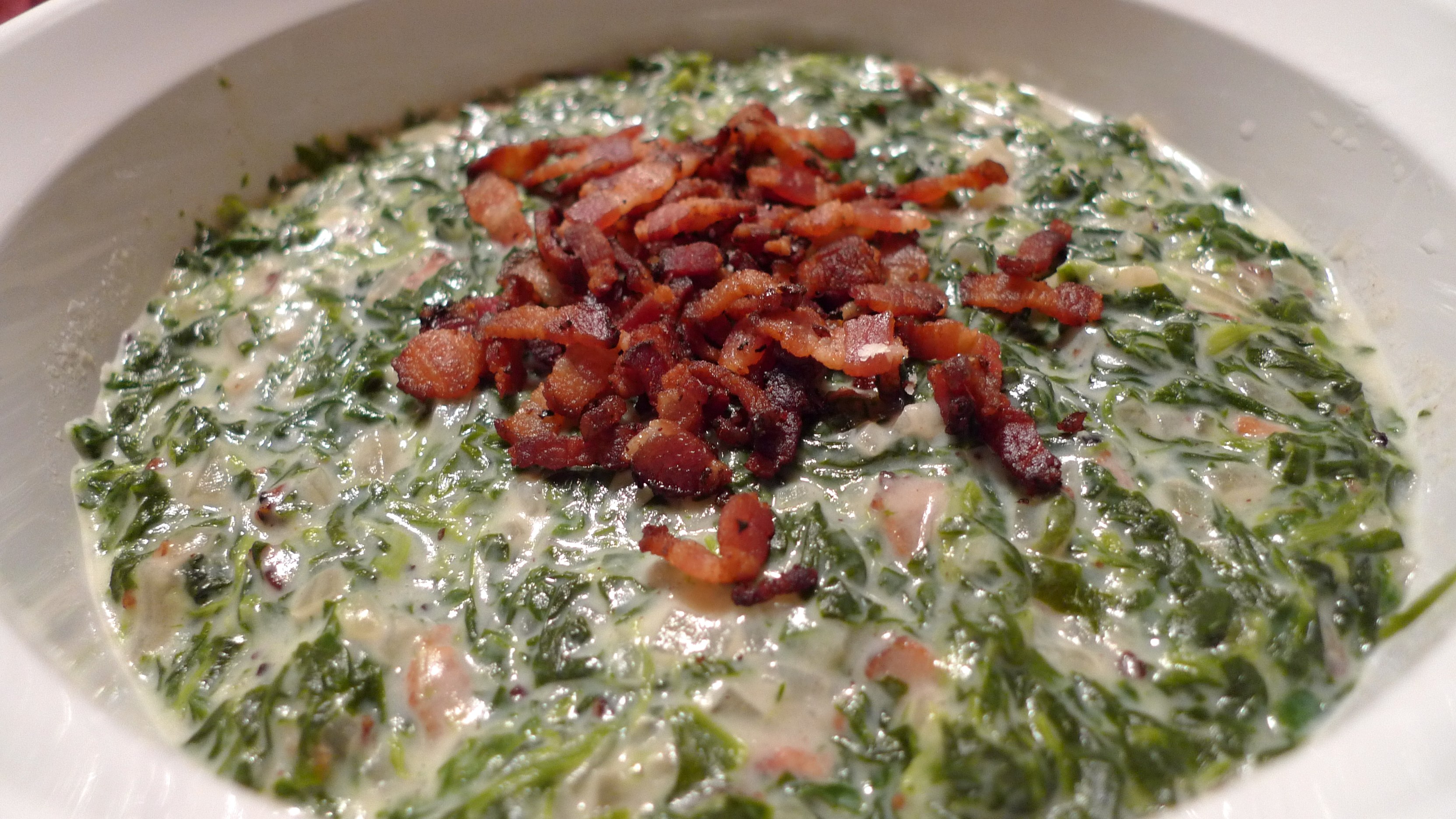 Creamed Spinach - A Watery Mess (image credits: wikimedia)