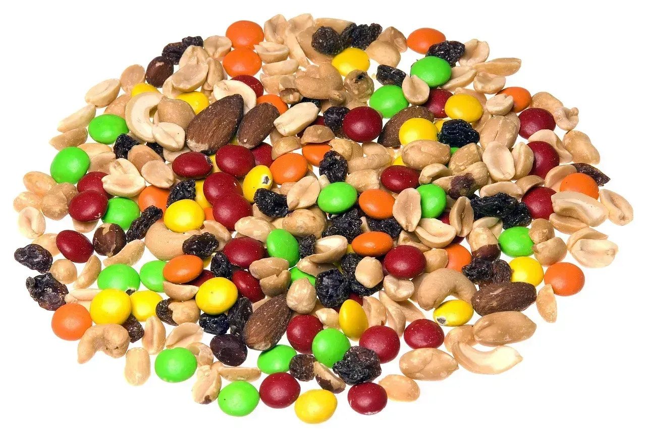 Trail Mix With Candy and Chocolate Additions (Image Credits: Pixabay)