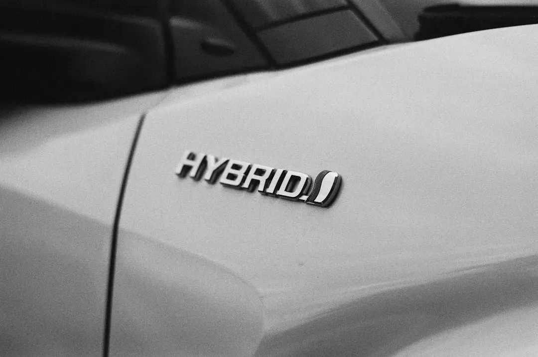 Costs, Incentives, and the Hybrid “Sweet Spot” (Image Credits: Unsplash)