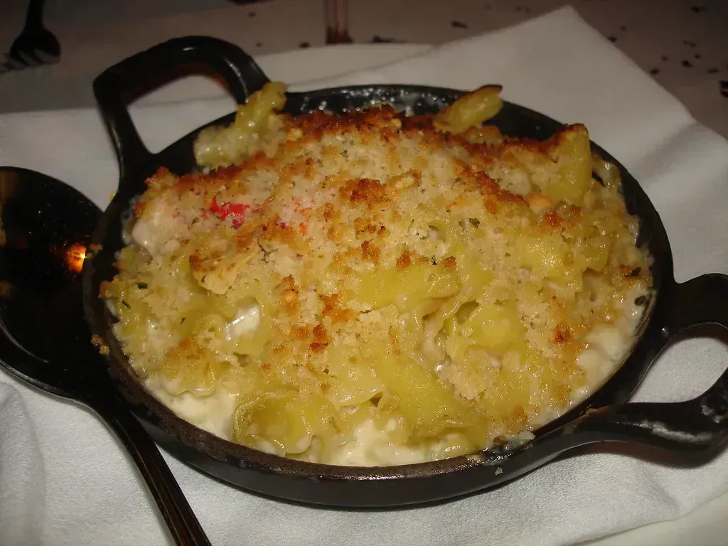 Lobster Mac and Cheese (Image Credits: Flickr)