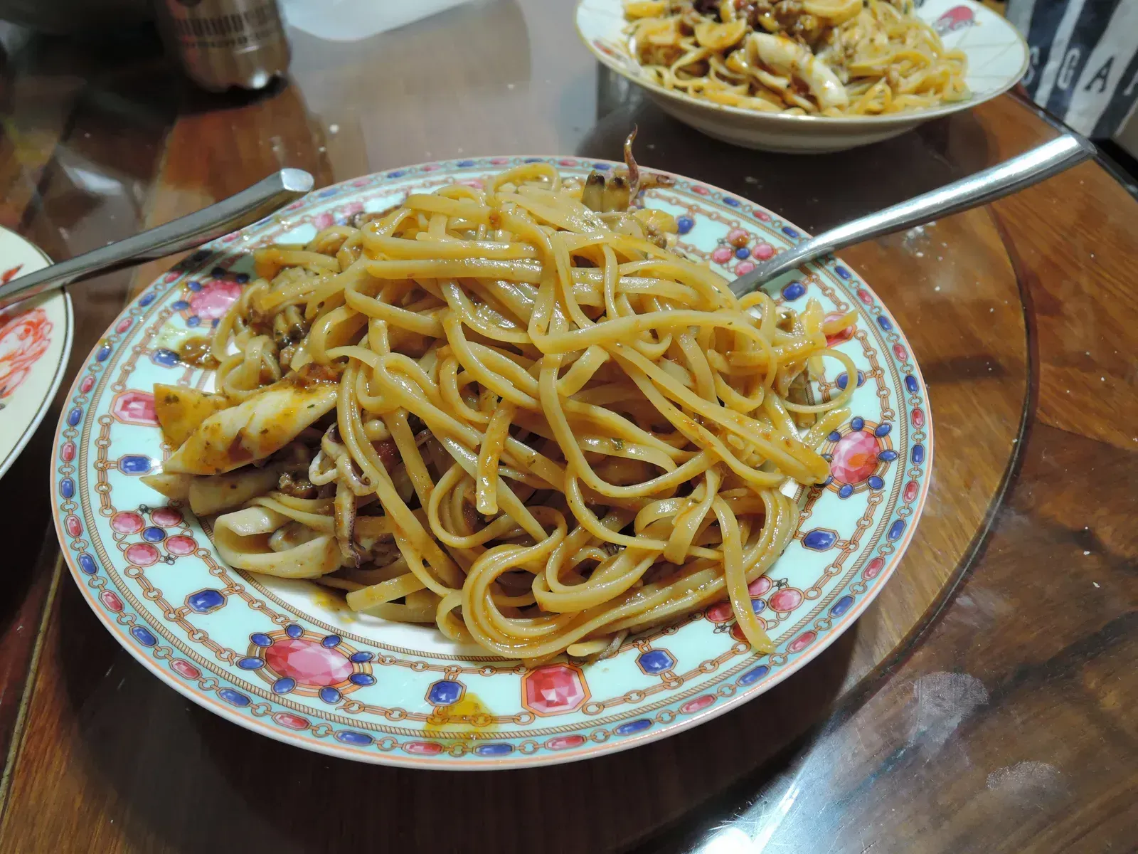 7. Cooked Pasta with Sauce: The Moisture Trap (By Geoffreyrabbit, CC BY-SA 4.0)