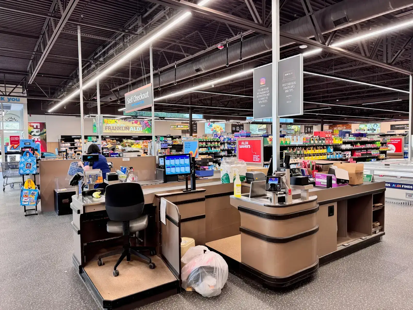 What Rival Retailers Are Doing Right Now (Image Credits: Wikimedia)