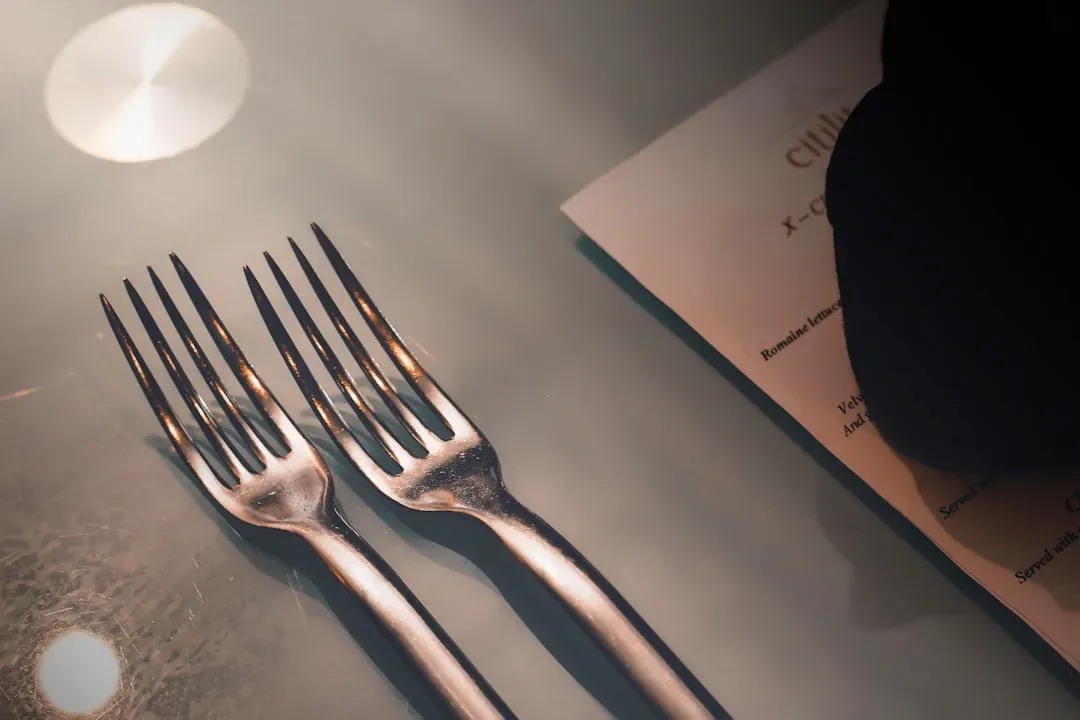 3. There Are No Standout or Signature Dishes (Image Credits: Unsplash)