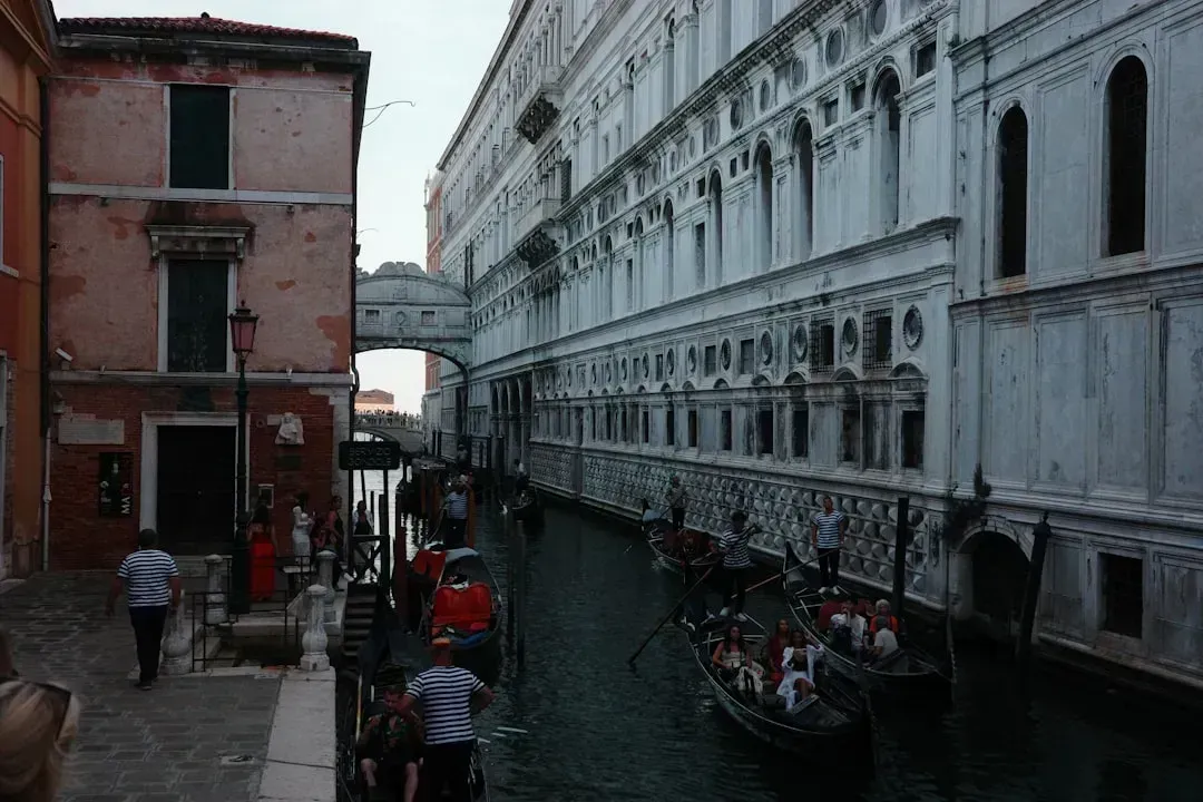 Venice, Italy (Image Credits: Unsplash)