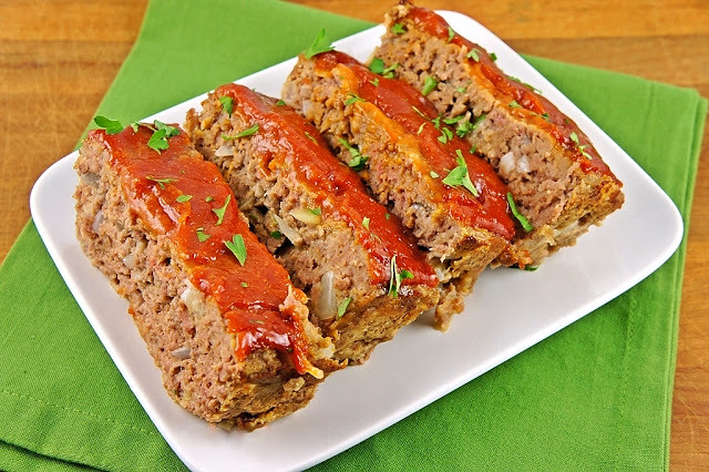 Meatloaf with Ketchup Glaze: The Family Cornerstone (Image Credits: Flickr)