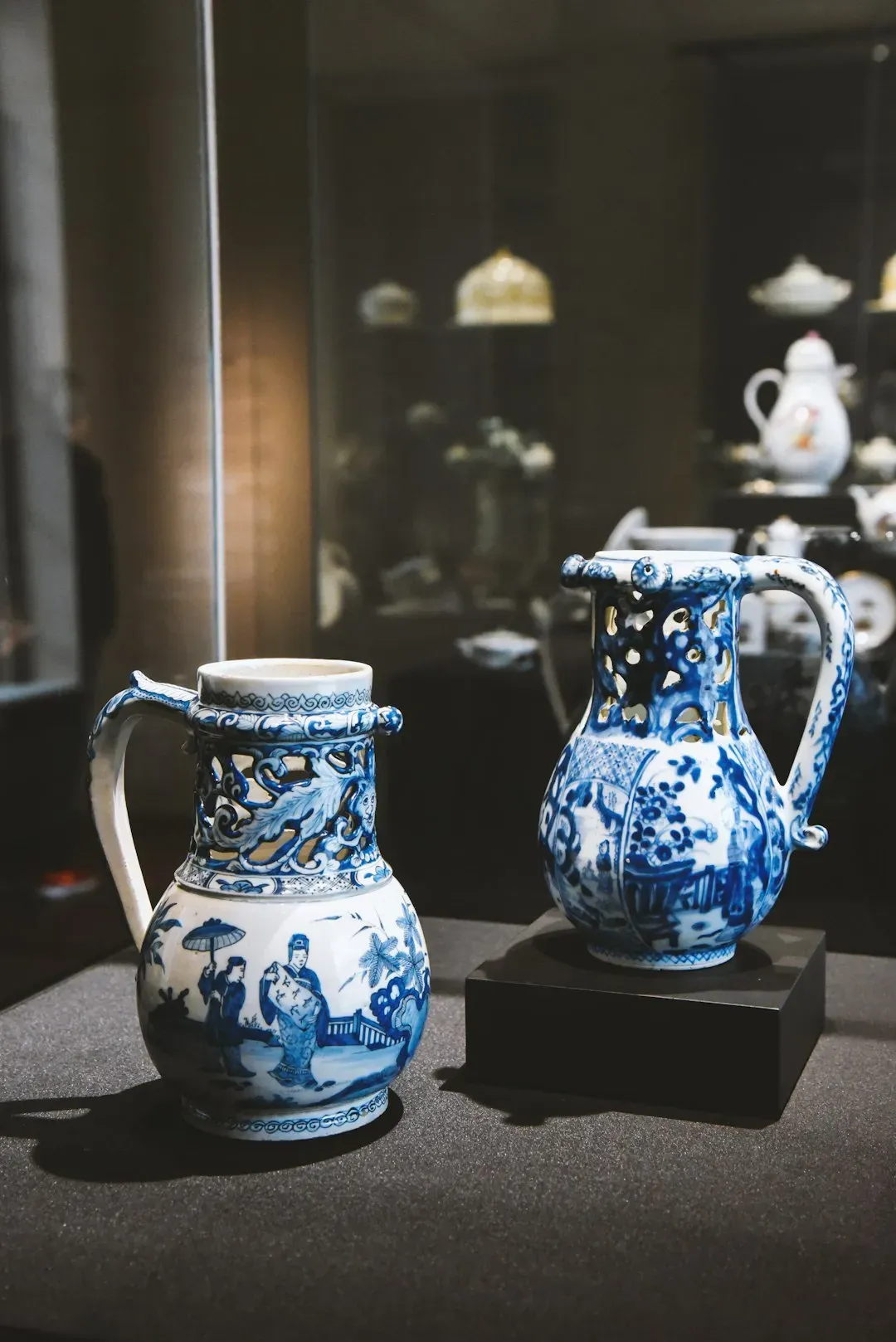 2. Sèvres "Service de la Table du Roi" (Royal French State Service) (Image Credits: Unsplash)