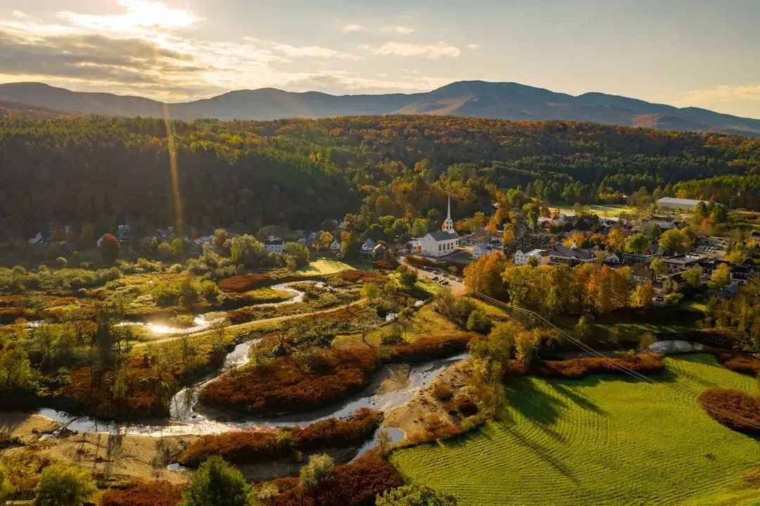 7. Vermont: Scenic Beauty, Ugly Tax Reality (Image Credits: Unsplash)