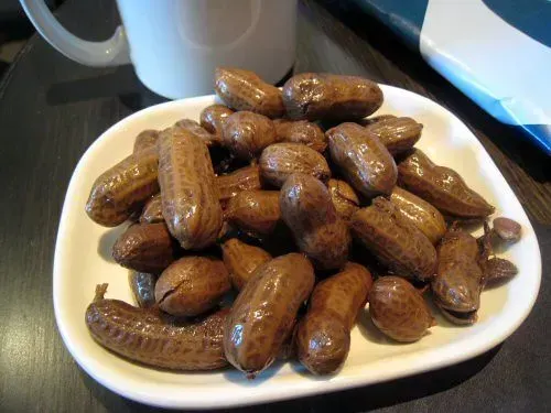 Boiled Peanuts: The South's Salty Snack (Image Credits: Flickr)