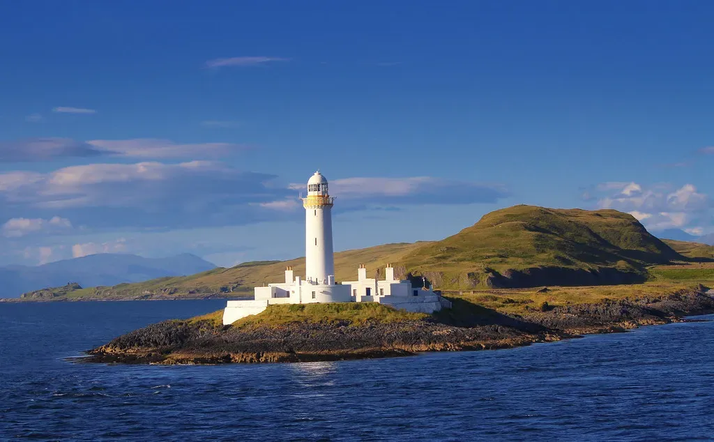 Low-Lying Pacific Islands: Nations That May Simply Disappear (. Ray in Manila, Flickr, CC BY 2.0)