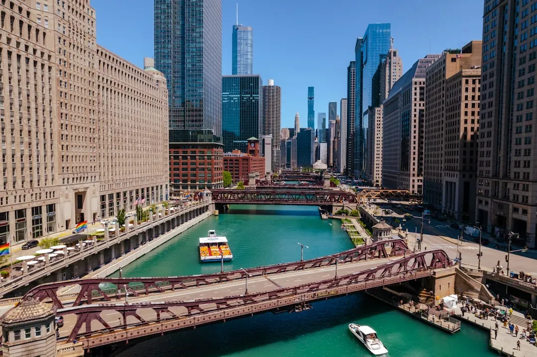 4. Illinois: Decades of Decline (Image Credits: Unsplash)