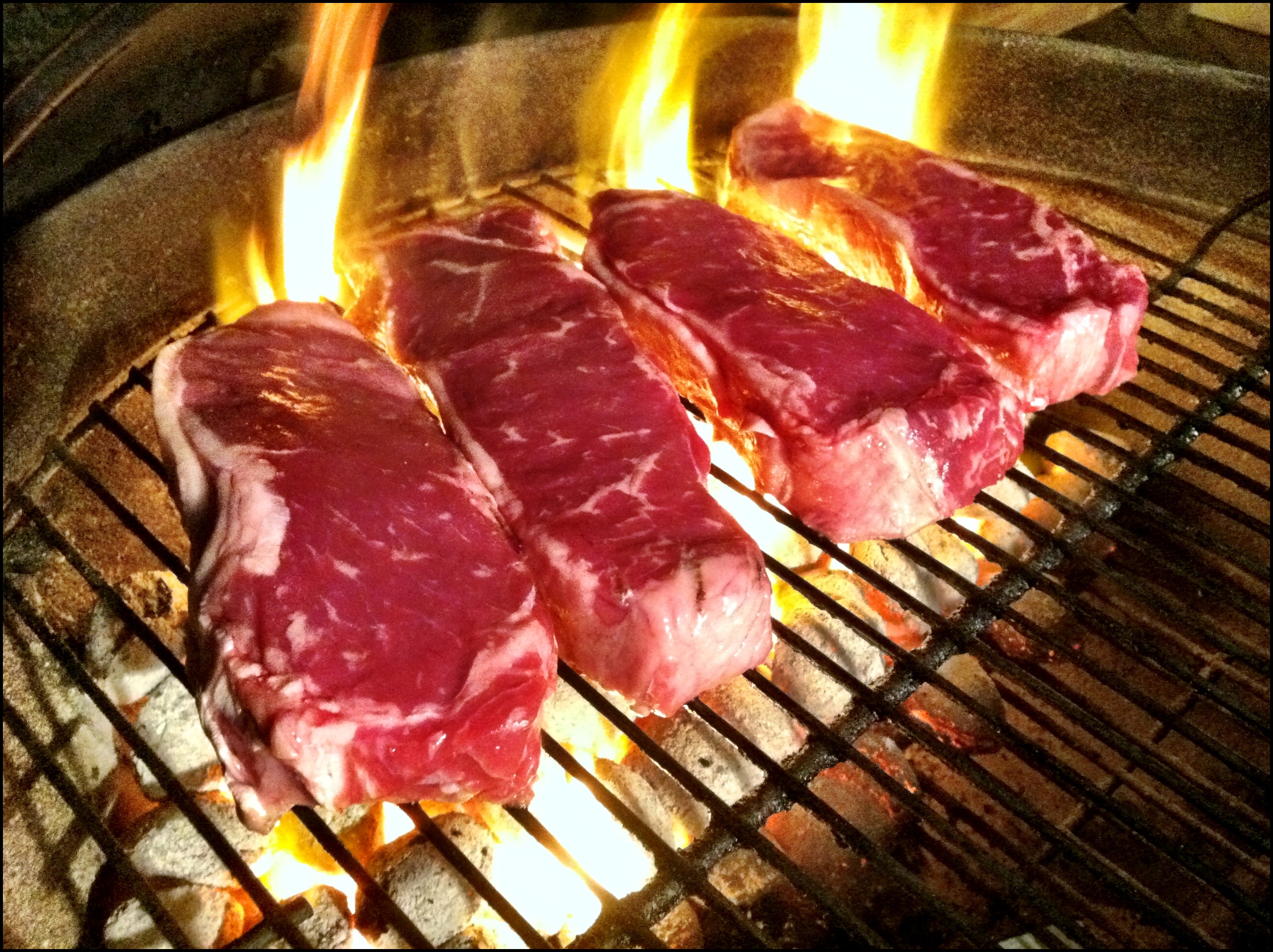Use High Heat and Control Moisture (Image Credits: Wikimedia)