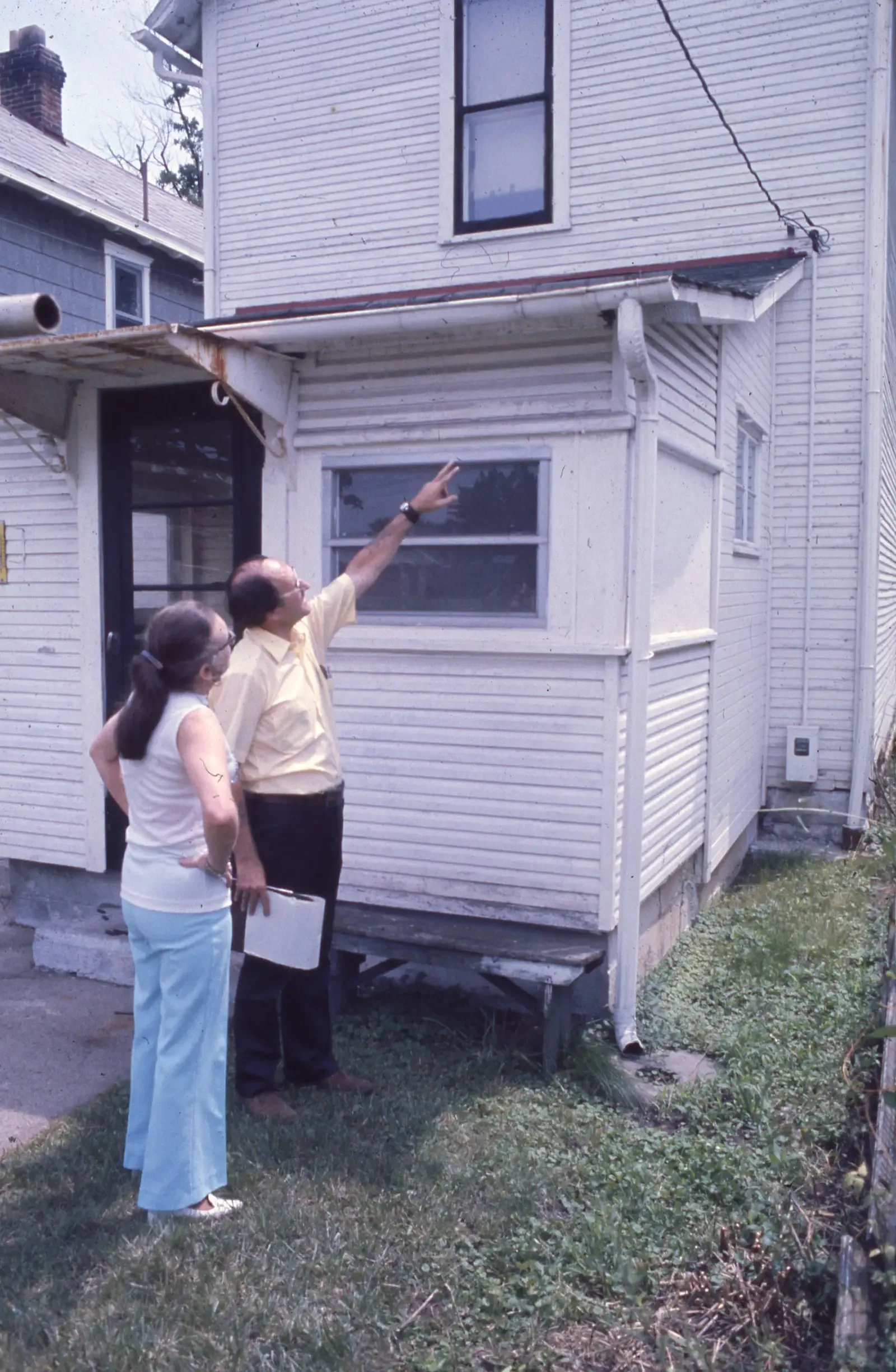 2. Whether You Should Actually Buy the House (Image Credits: Wikimedia)