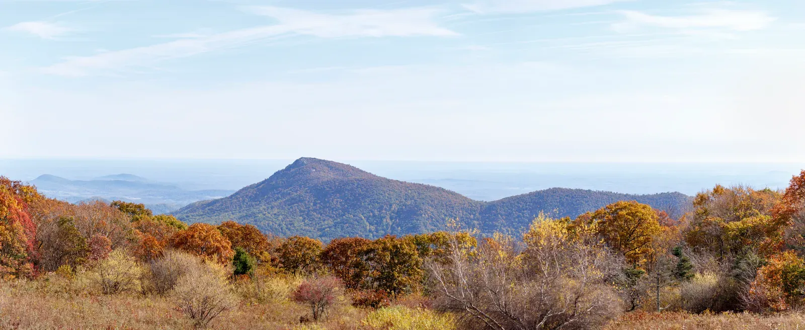 Skyline Drive, Virginia (Old Rag Overlook from Skyline Drive, Public domain)
