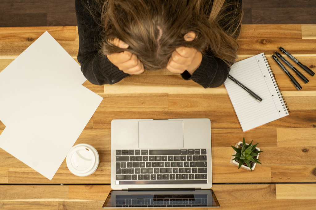 How Workplace Stress Destroys Personal Boundaries (image credits: flickr)