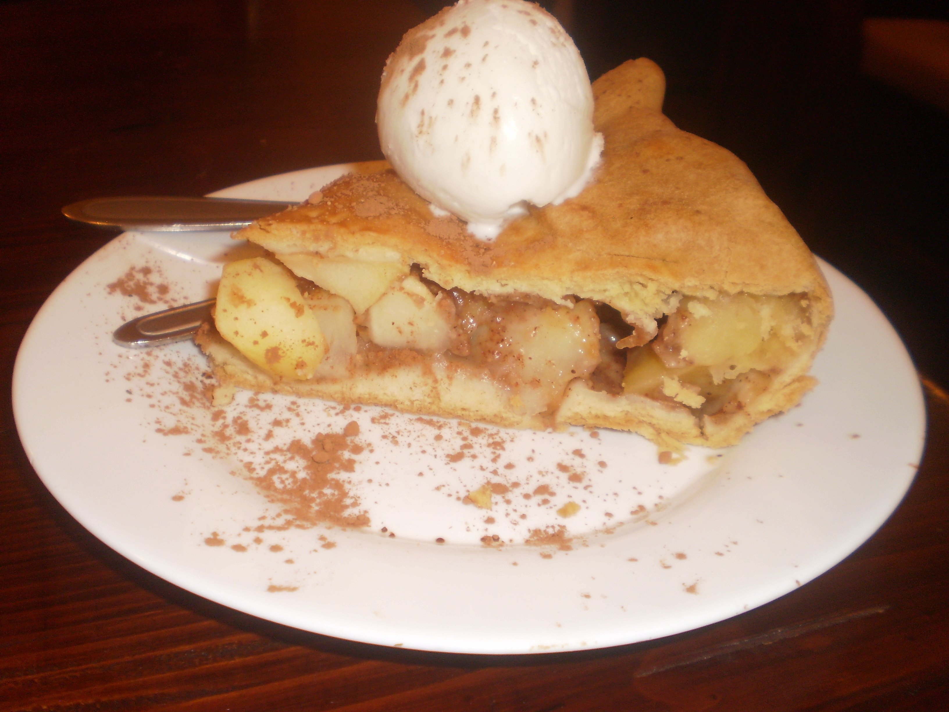Apple Pie à la Mode (Image Credits: Wikimedia)