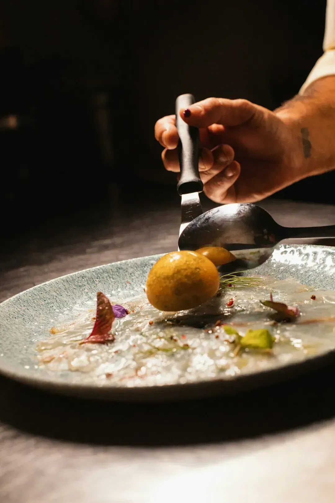 Plate Temperature Is Never an Accident (Image Credits: Unsplash)