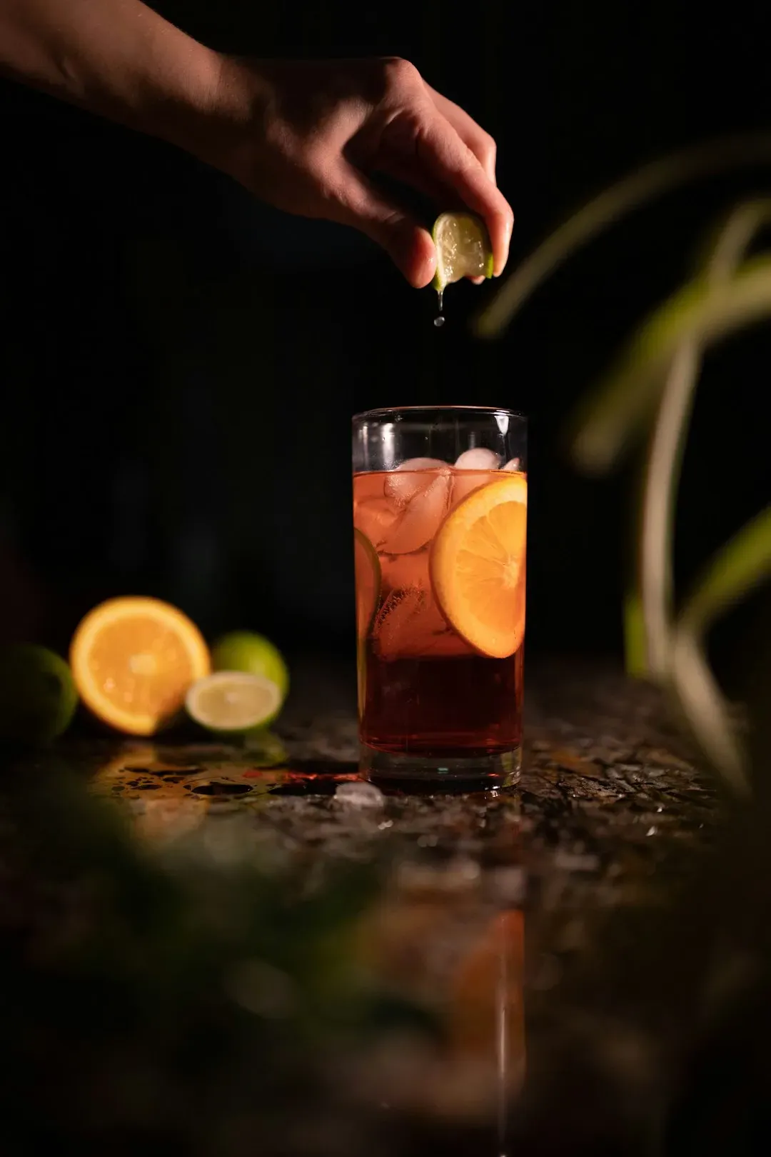 1. The Long Island Iced Tea: A Glass Full of Red Flags (Image Credits: Unsplash)