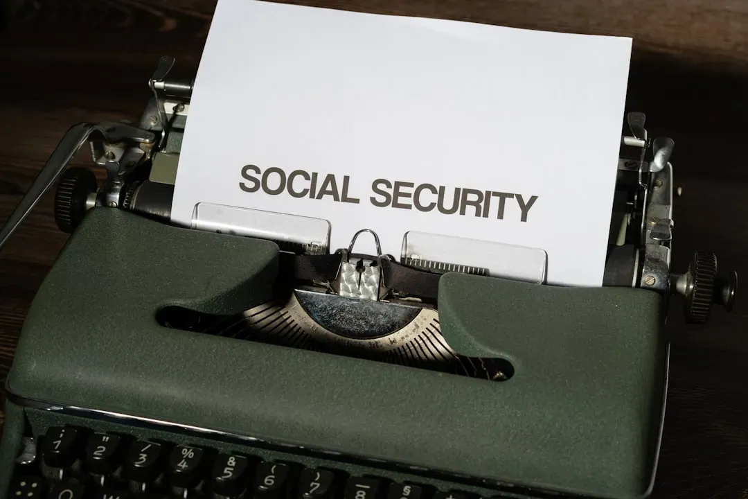 How Social Security Replaces Pre-Retirement Income for Low Earners (Image Credits: Unsplash)