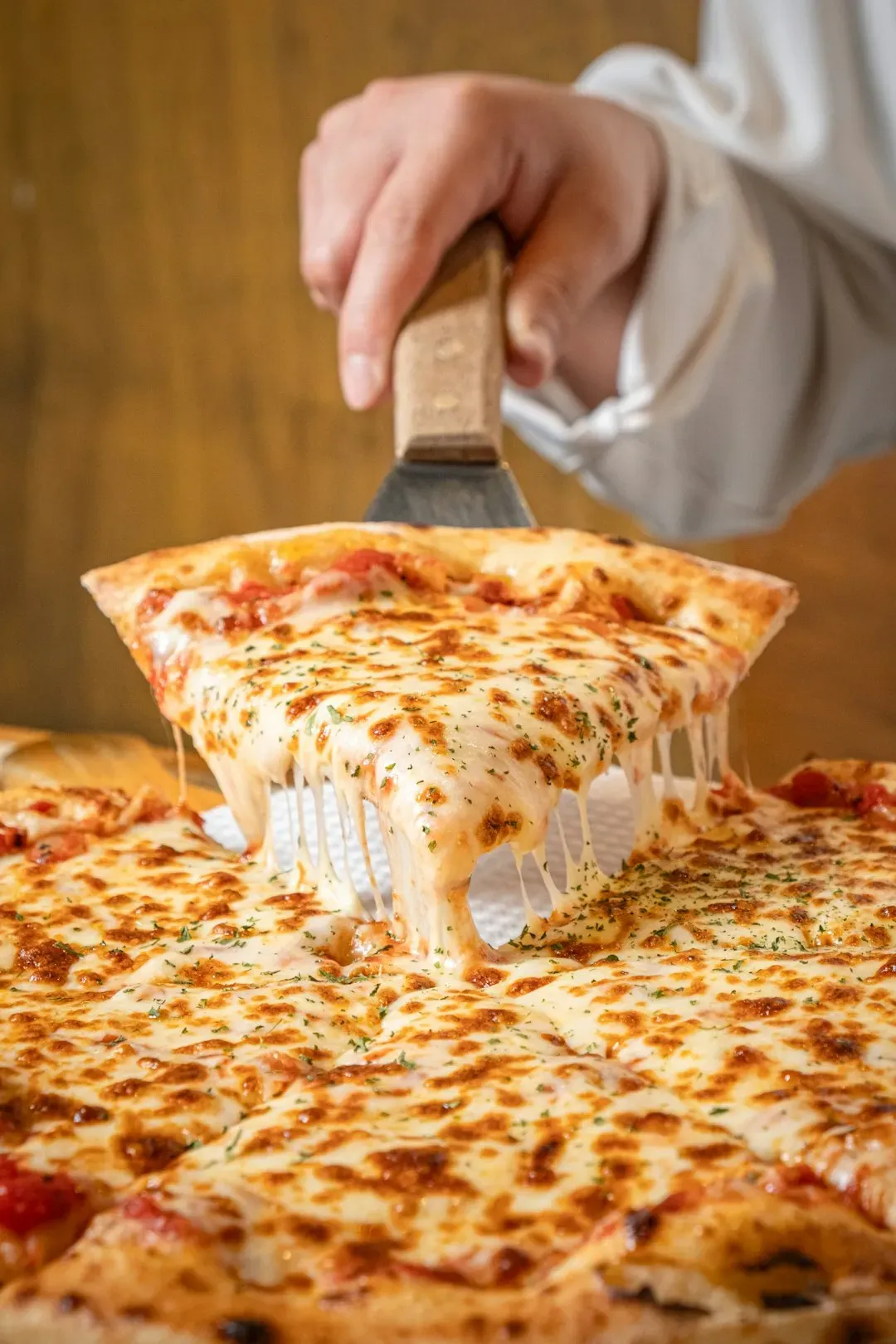 5. California Pizza Kitchen Four Cheese (Image Credits: Unsplash)