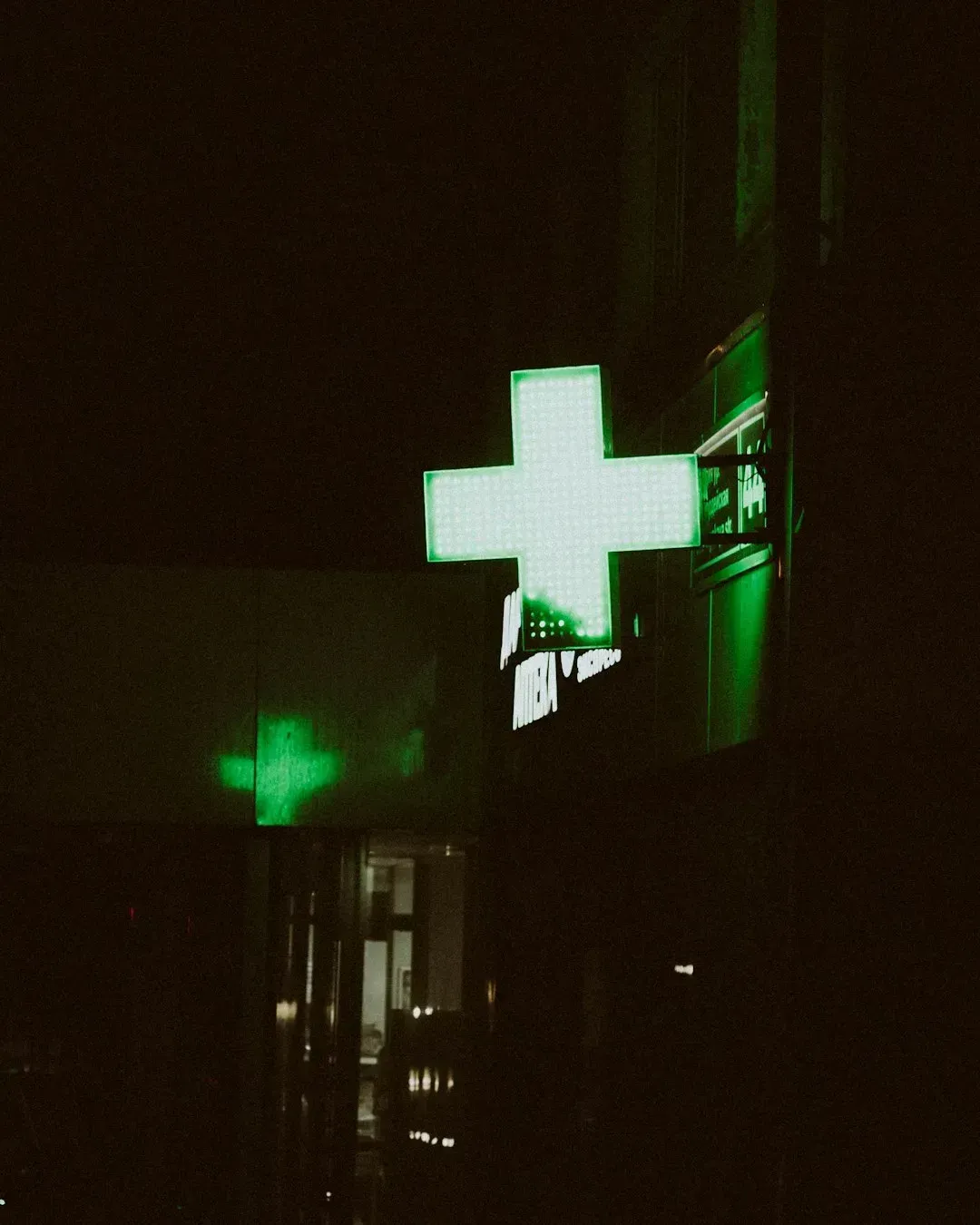 Healthcare Costs Are Devouring Inheritances (Image Credits: Unsplash)