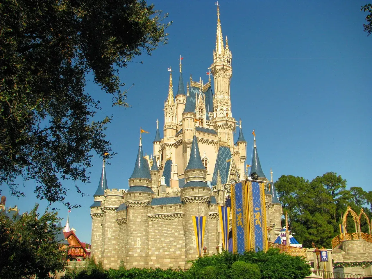 6. Orlando, Florida: More Than Just Theme Parks (Image Credits: Pixabay)