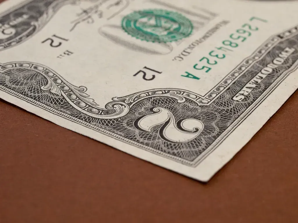 Where to Sell Your Valuable Bills (Image Credits: Flickr)