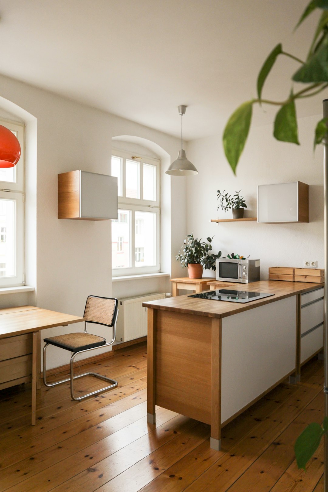 Ornate Edges and Decorative Profiles: Fancy Details That Feel Fussy (image credits: unsplash)