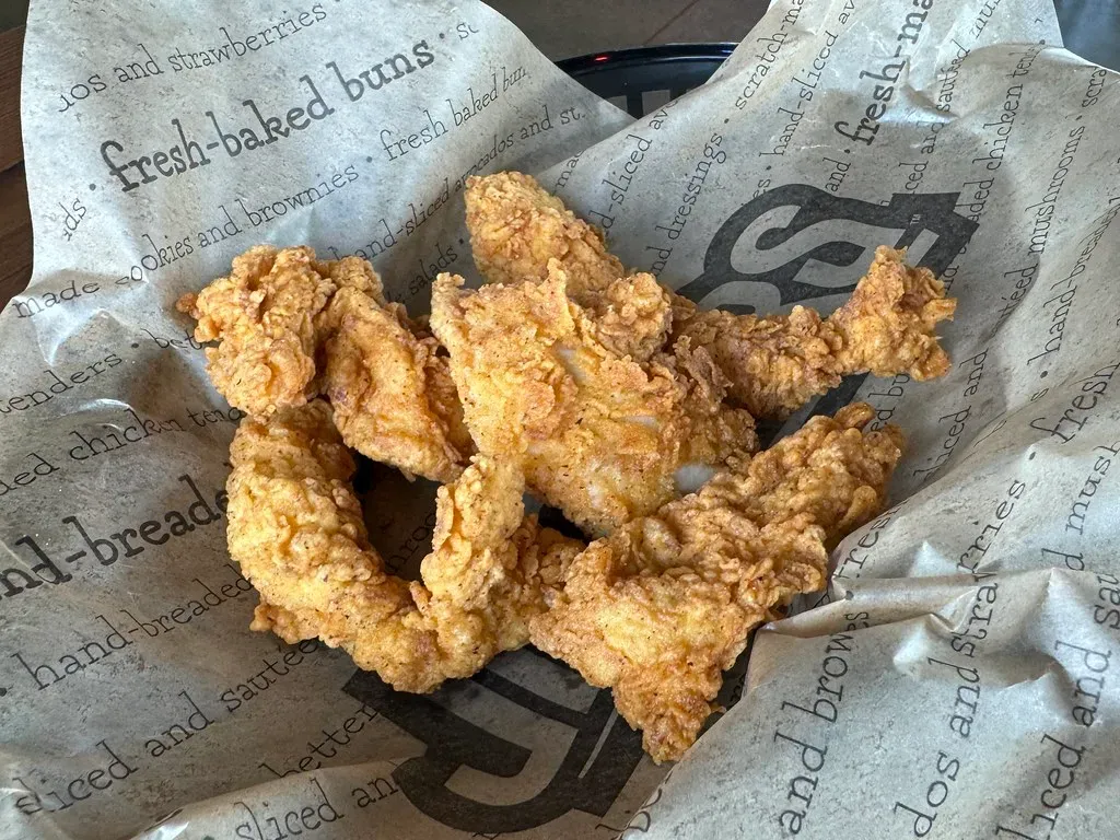 Chick-fil-A: The Gold Standard of Chicken Tenders (Image Credits: Flickr)
