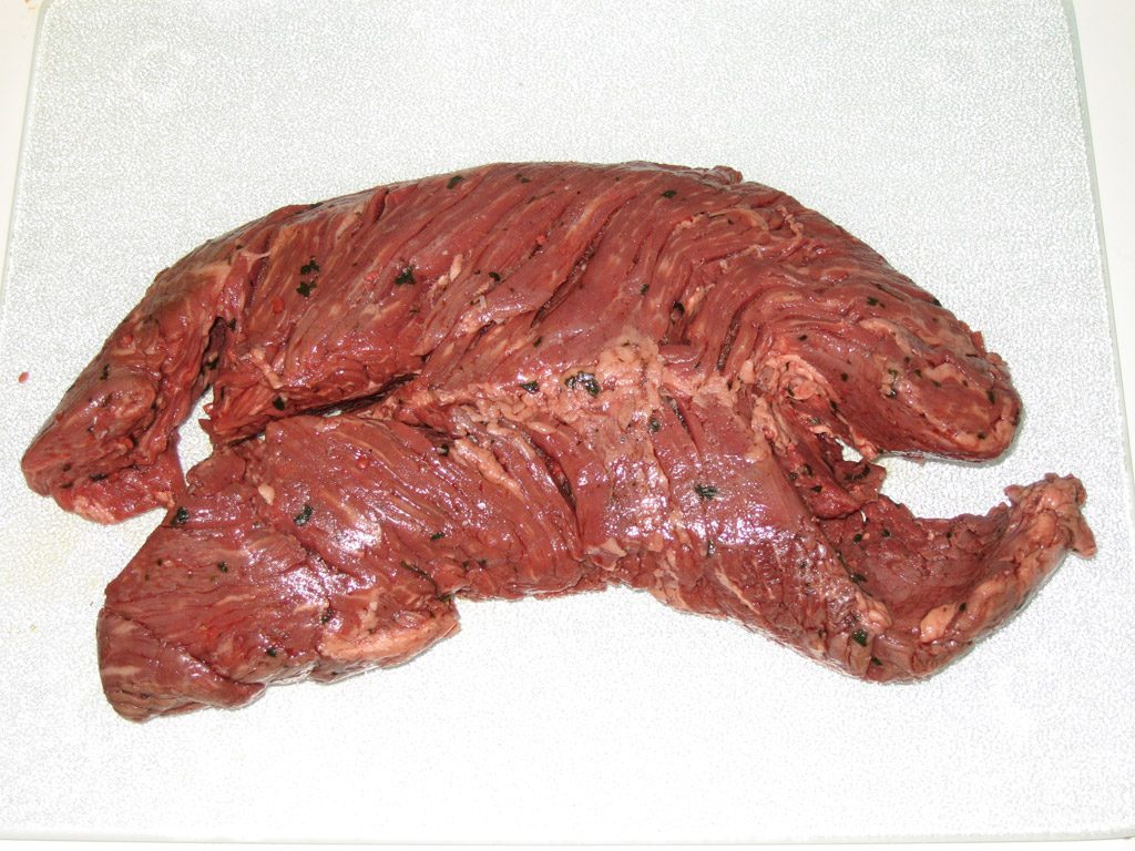 Hanger Steak: The Original Butcher's Secret (Image Credits: Wikimedia)